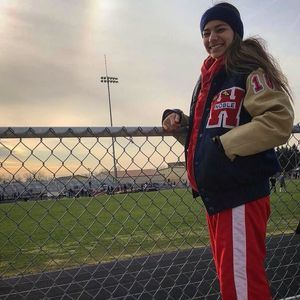 Meet your Posher, Ale